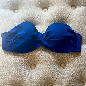 Victoria’s Secret Bandeau Bikini top 32DD